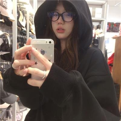 亚当·克莱顿·鲍威尔
